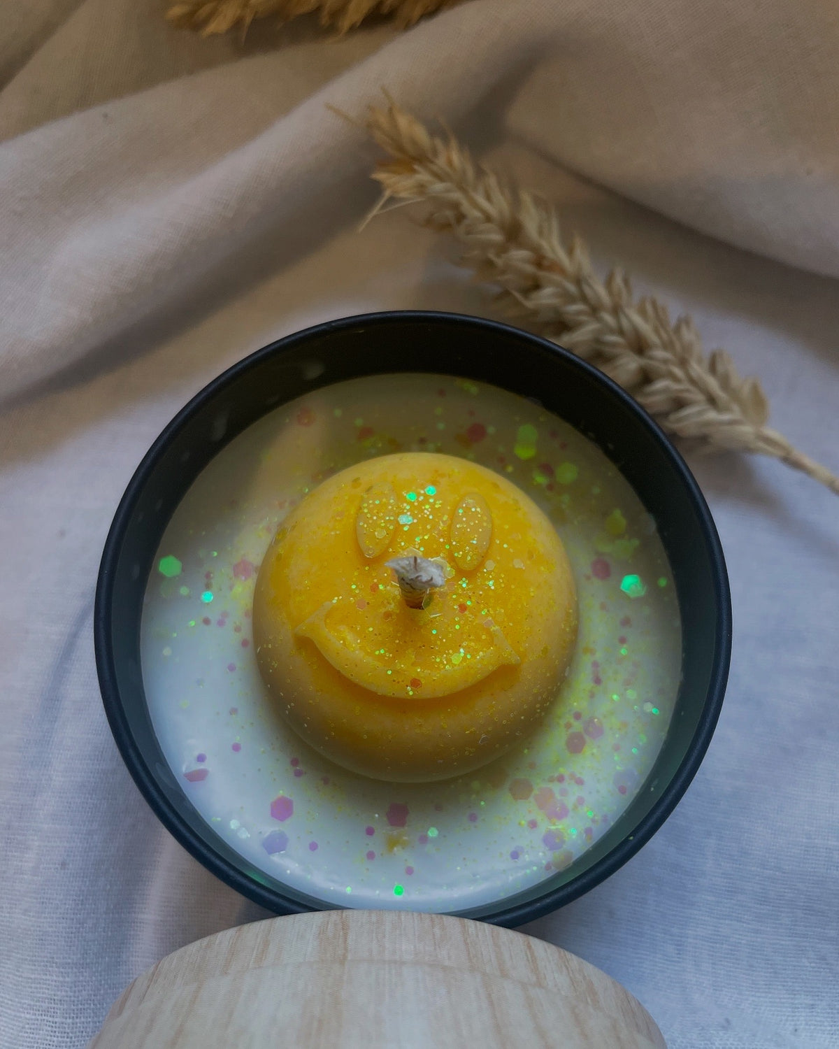 Bougie artisanale Banane en cire de soja, au parfum gourmand — visuel 3 de la galerie