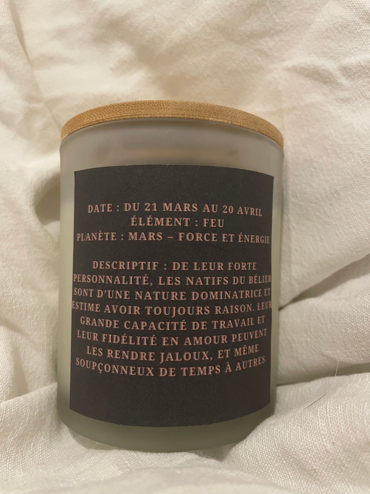 Bougie astrologique Feu pour Bélier, Lion et Sagittaire, en cire de soja — visuel 5 de la galerie